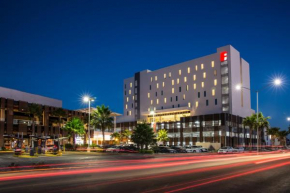 Отель Fiesta Inn Los Mochis  Лос-Мочис